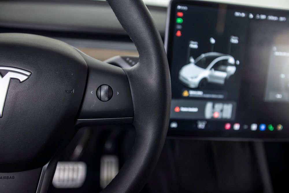 Used 2021 Tesla Model Y Performance AWD/4WD image 34