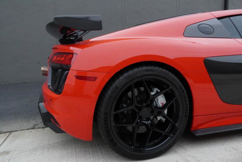 Used 2017 Audi R8 V10 plus image 32