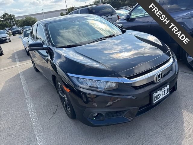 Used 2018 Honda Civic Touring image 1