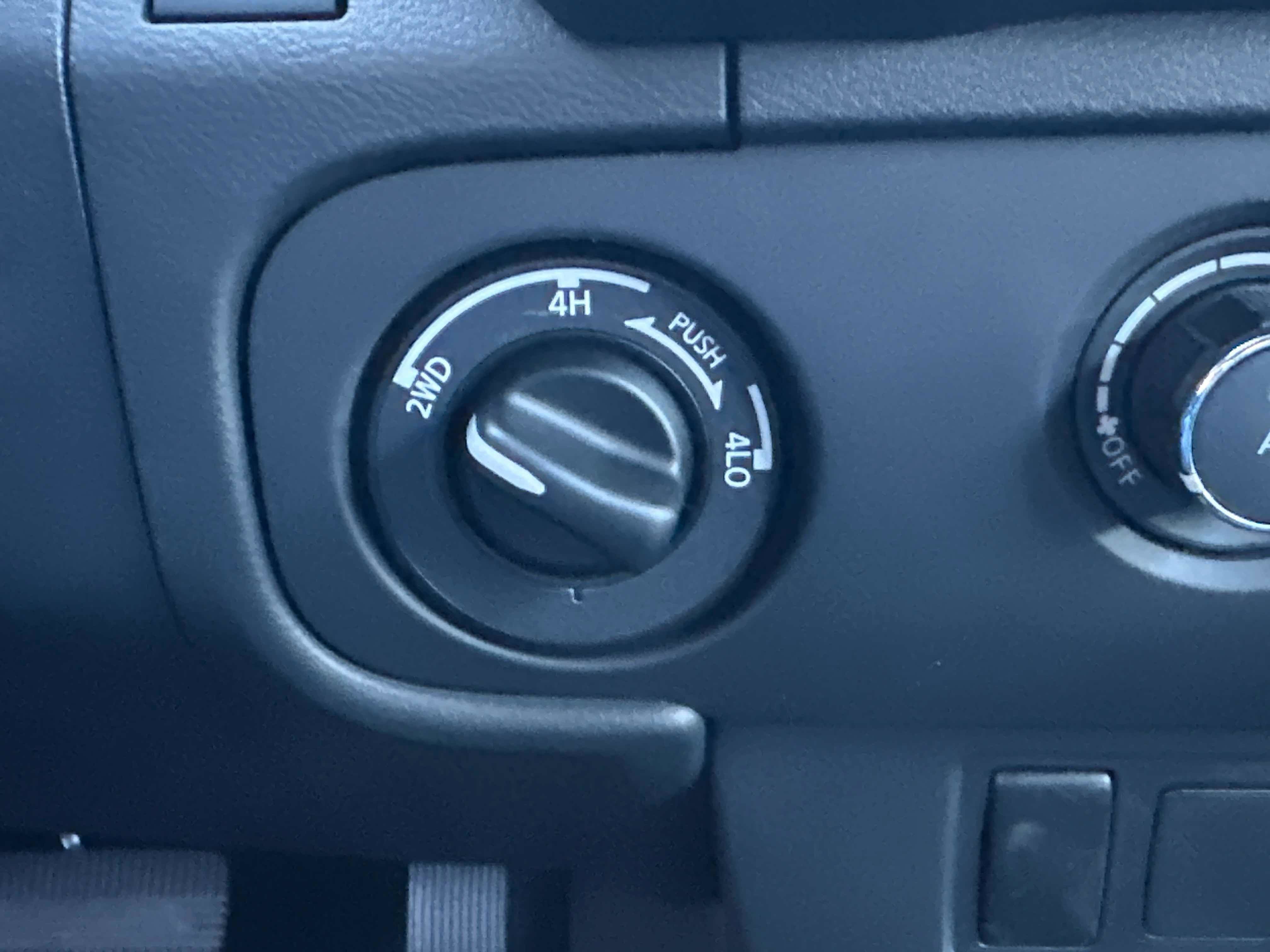 New 2026 Nissan Frontier SV w/ Tow Package image 35