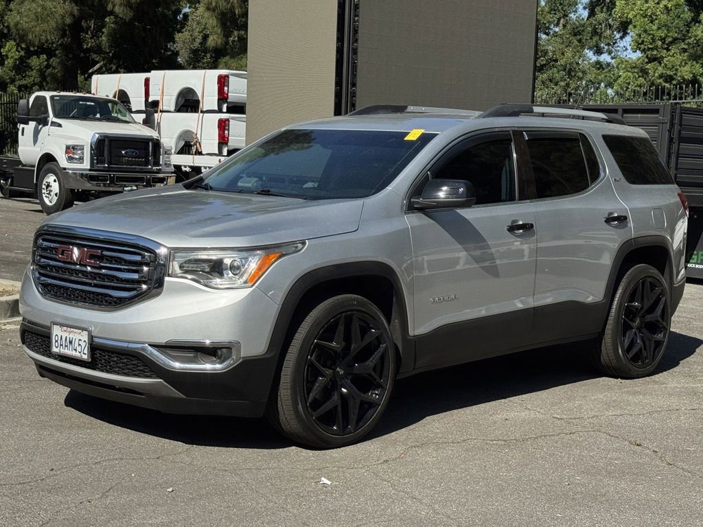 Used 2017 GMC Acadia SLT image 2