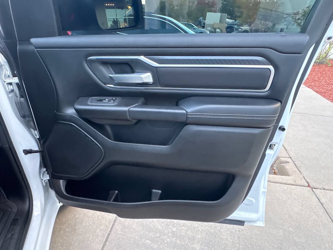 Used 2025 RAM 1500 Big Horn AWD/4WD image 17