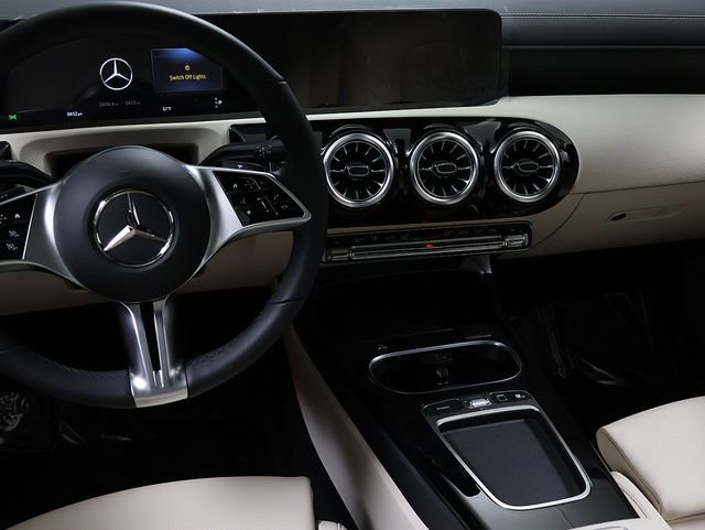 Certified 2026 Mercedes-Benz CLA 250 4MATIC image 15