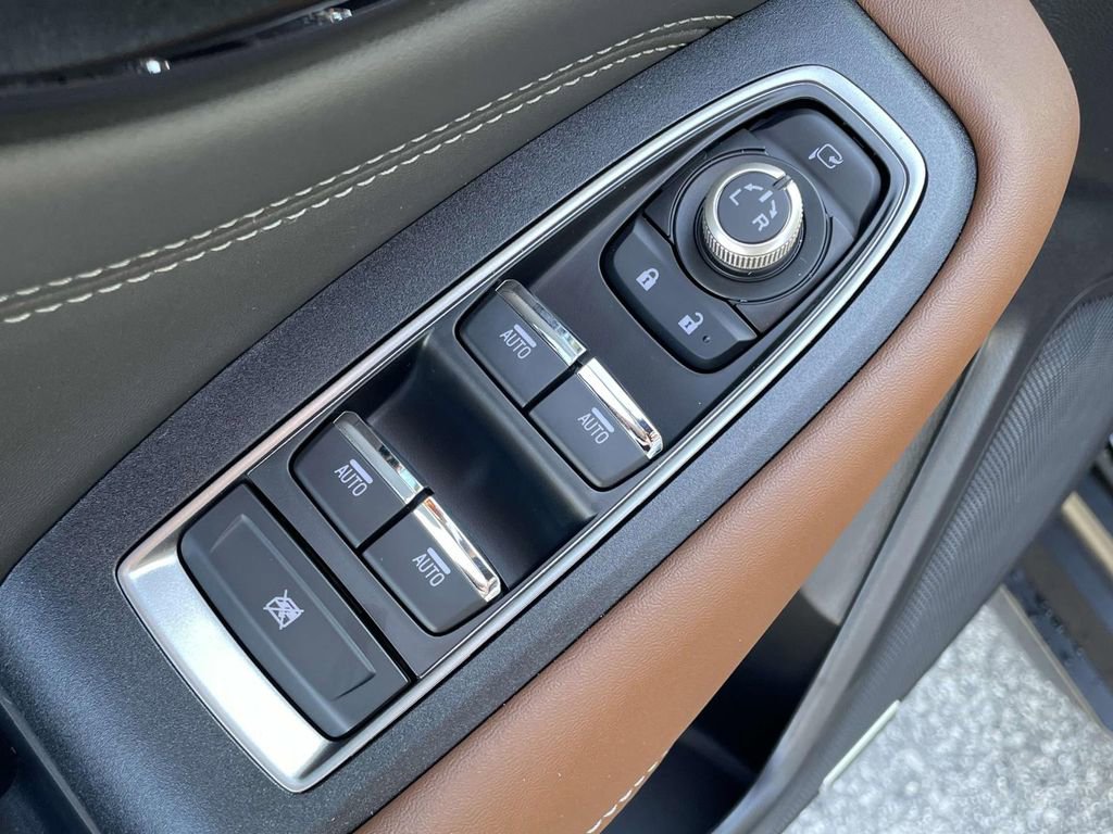 Certified 2025 Subaru Outback Touring image 6