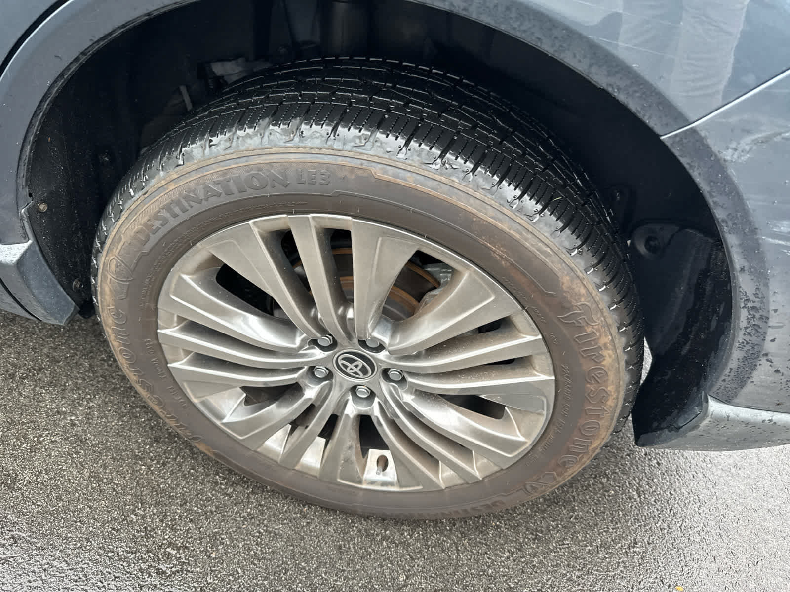Used 2021 Toyota Venza Limited AWD/4WD image 5