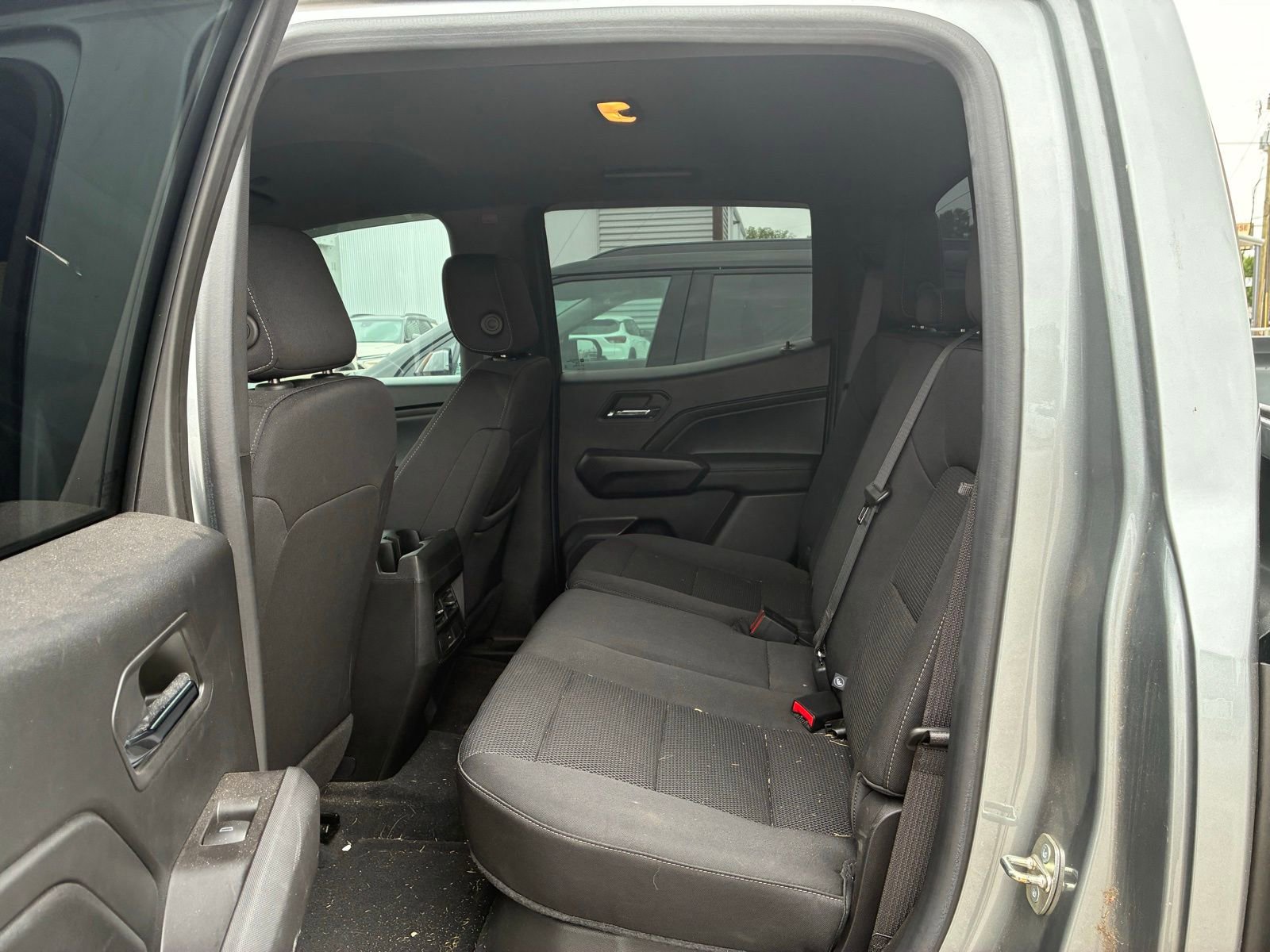 Used 2023 Chevrolet Colorado LT w/ LT Convenience Package II RWD image 4