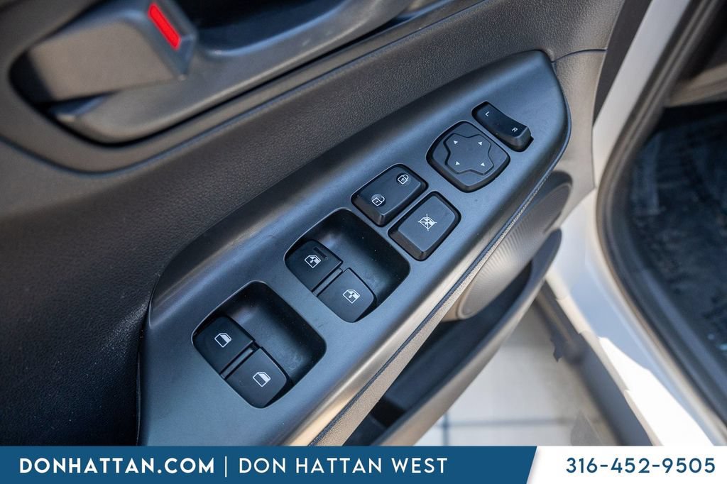 Used 2021 Hyundai Kona SEL Plus FWD image 18