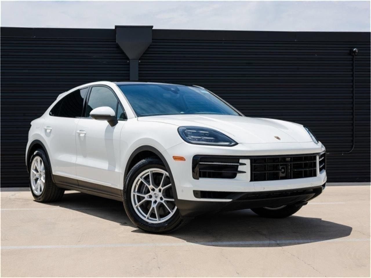 Certified 2025 Porsche Cayenne Coupe AWD/4WD image 9