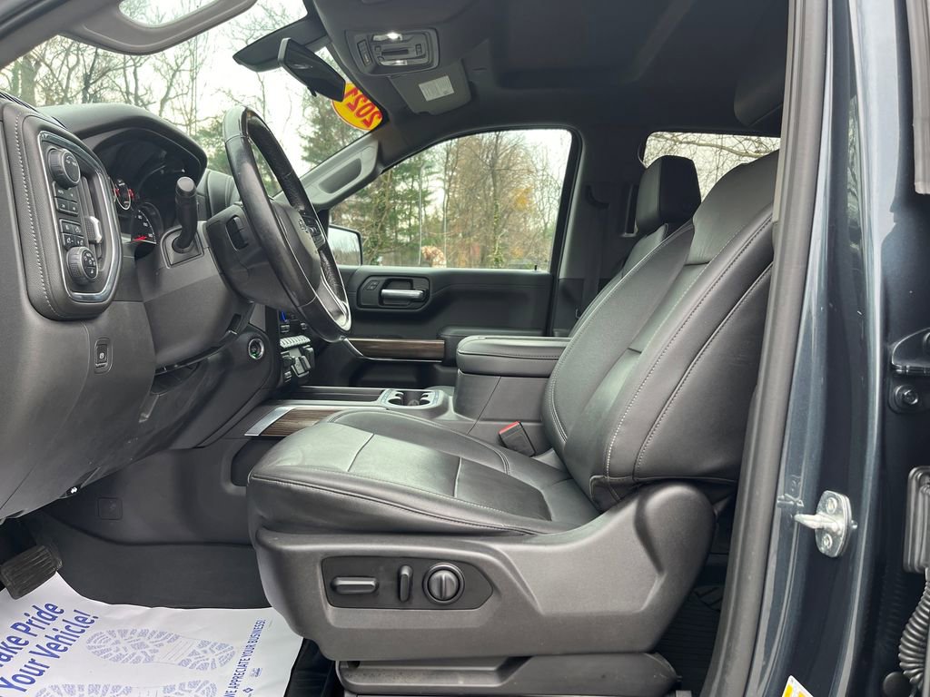 Used 2021 Chevrolet Silverado 1500 LT Trail Boss w/ Convenience Package II image 19