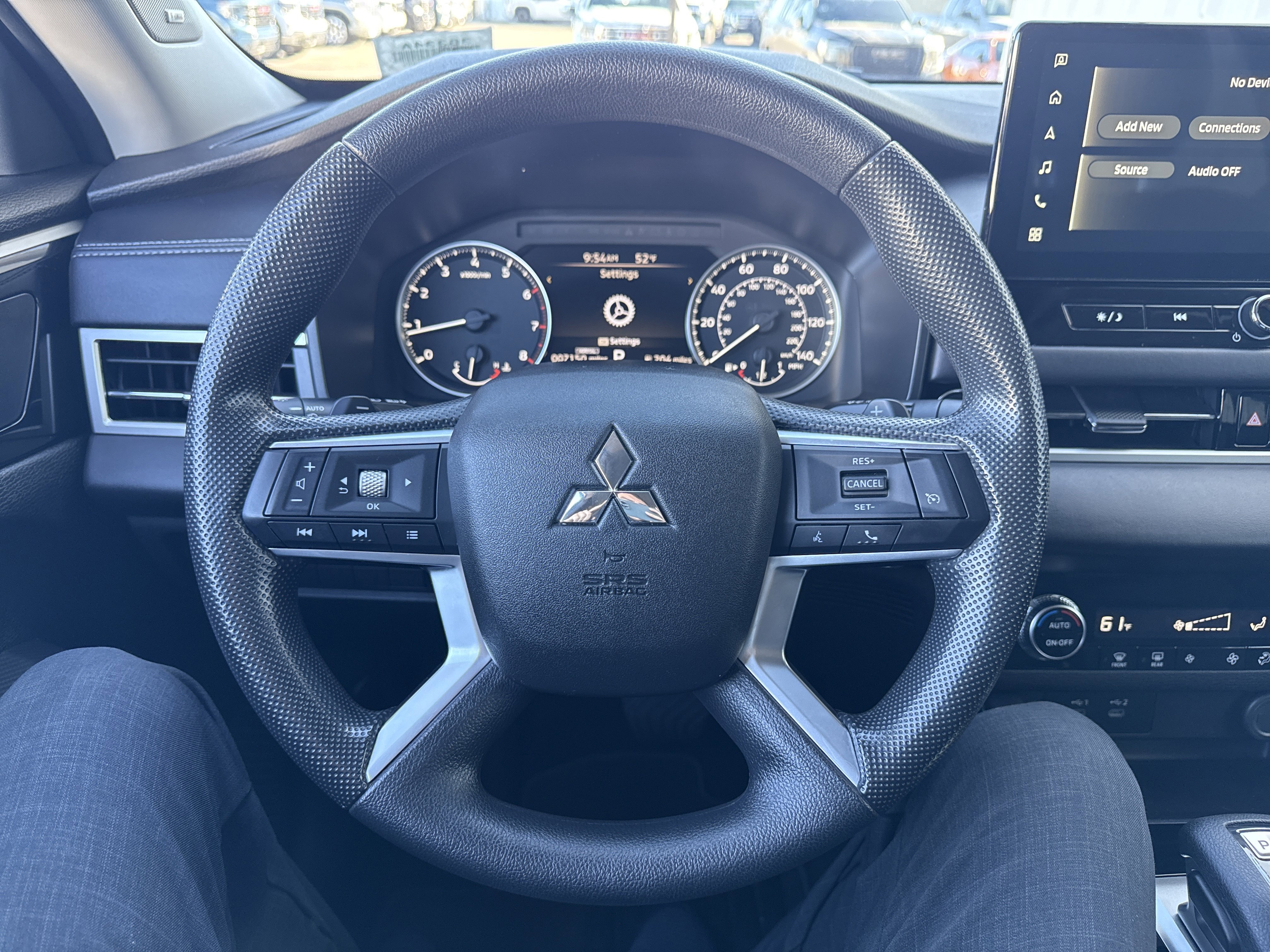 Used 2025 Mitsubishi Outlander ES image 20