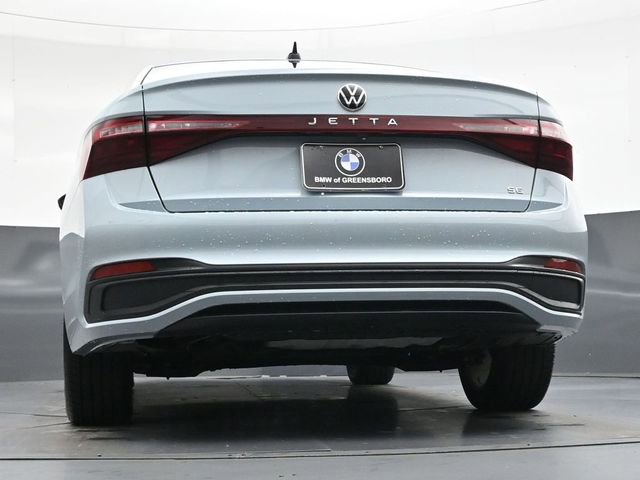 Used 2025 Volkswagen Jetta SE image 31