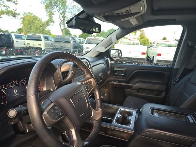 Used 2016 GMC Sierra 1500 Denali w/ Denali Ultimate Package AWD/4WD image 9
