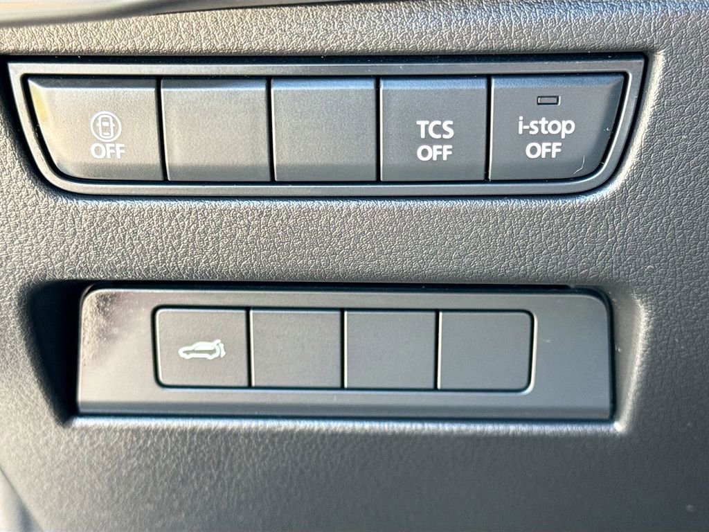 Used 2024 MAZDA CX-90 3.3 Turbo w/ Preferred Plus AWD/4WD image 11