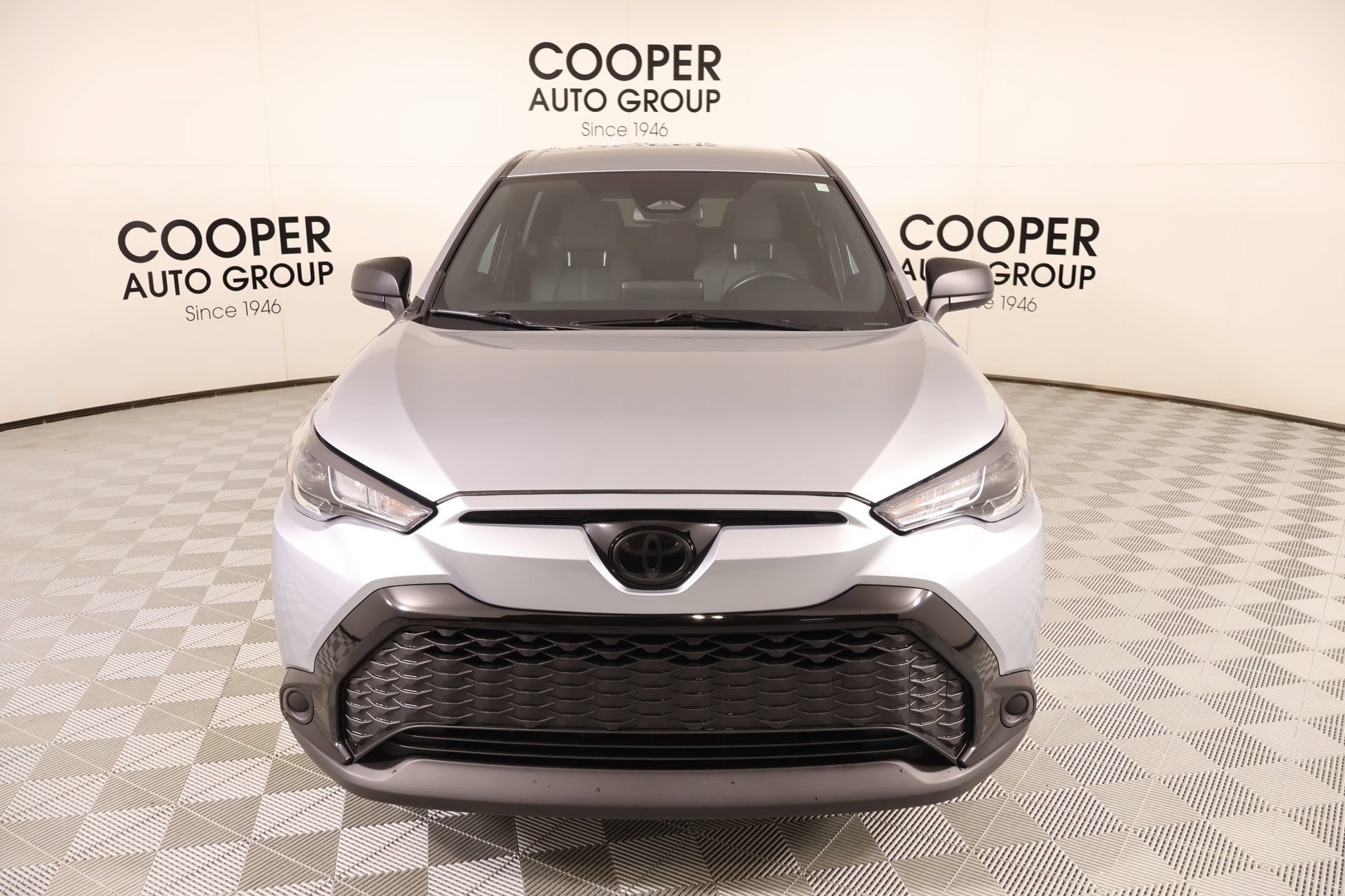 Used 2025 Toyota Corolla Cross AWD Hybrid image 8
