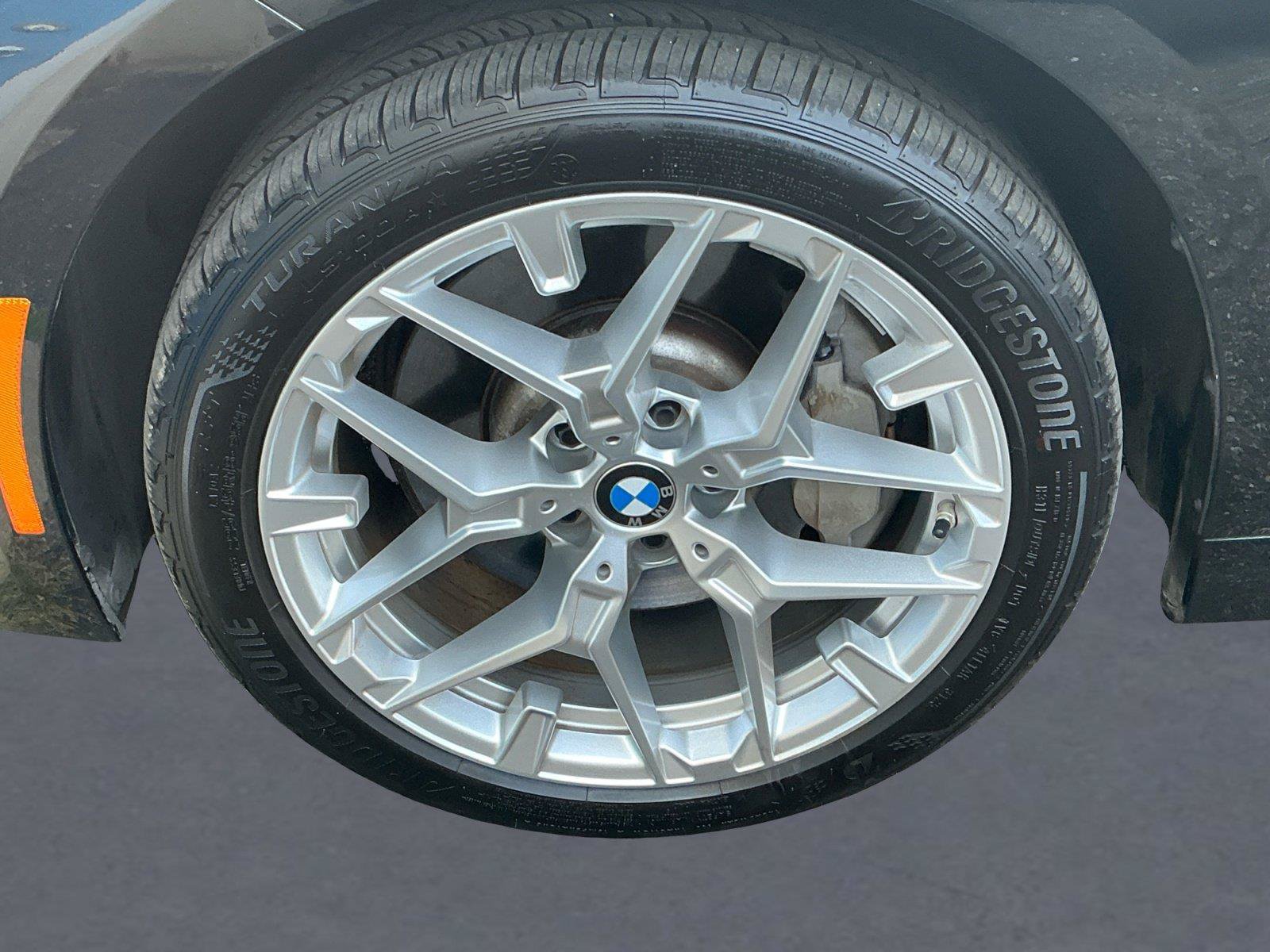 Used 2026 BMW 330i xDrive Sedan AWD/4WD image 9