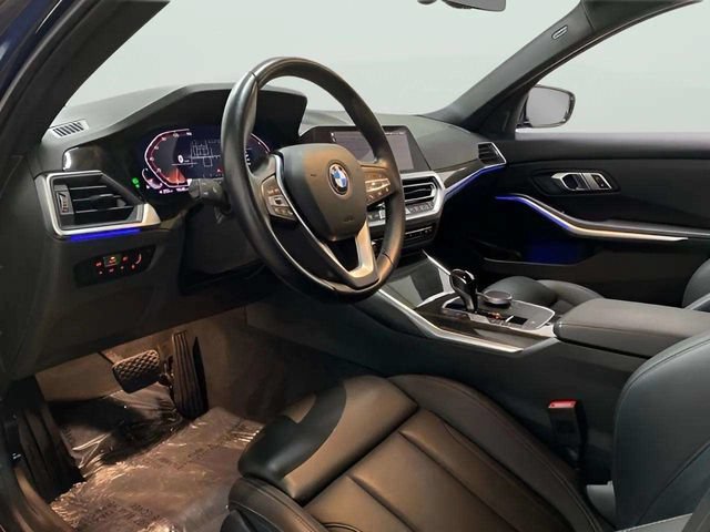 Used 2022 BMW 330i Sedan w/ Driving Assistance Package RWD image 17