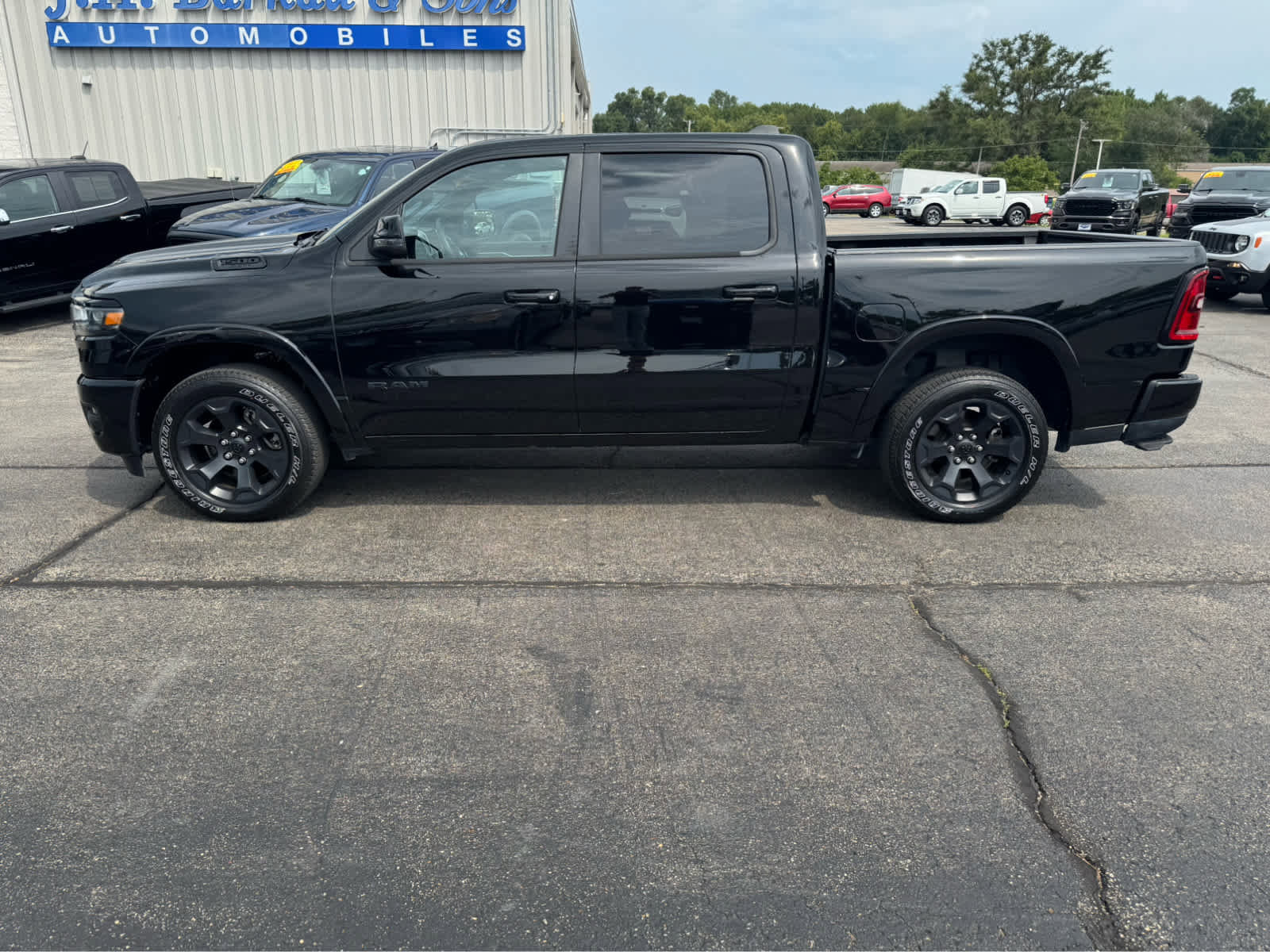 Used 2025 RAM 1500 Big Horn image 9