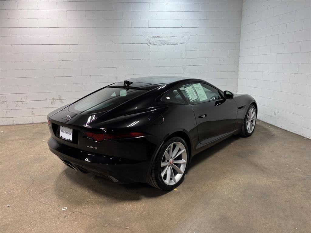 Used 2020 Jaguar F-TYPE Coupe image 6