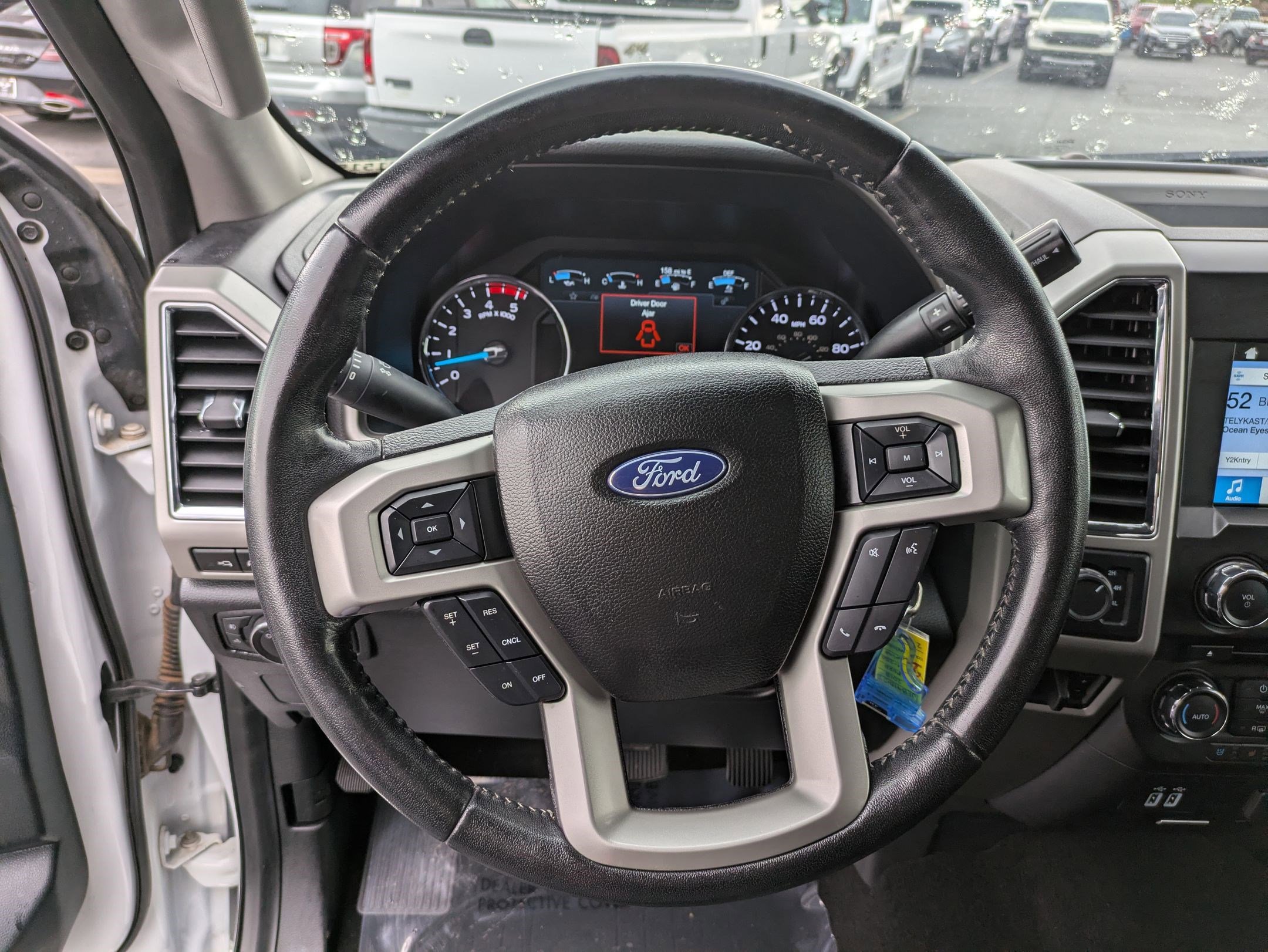 Used 2018 Ford F250 Lariat w/ Lariat Value Package AWD/4WD image 16