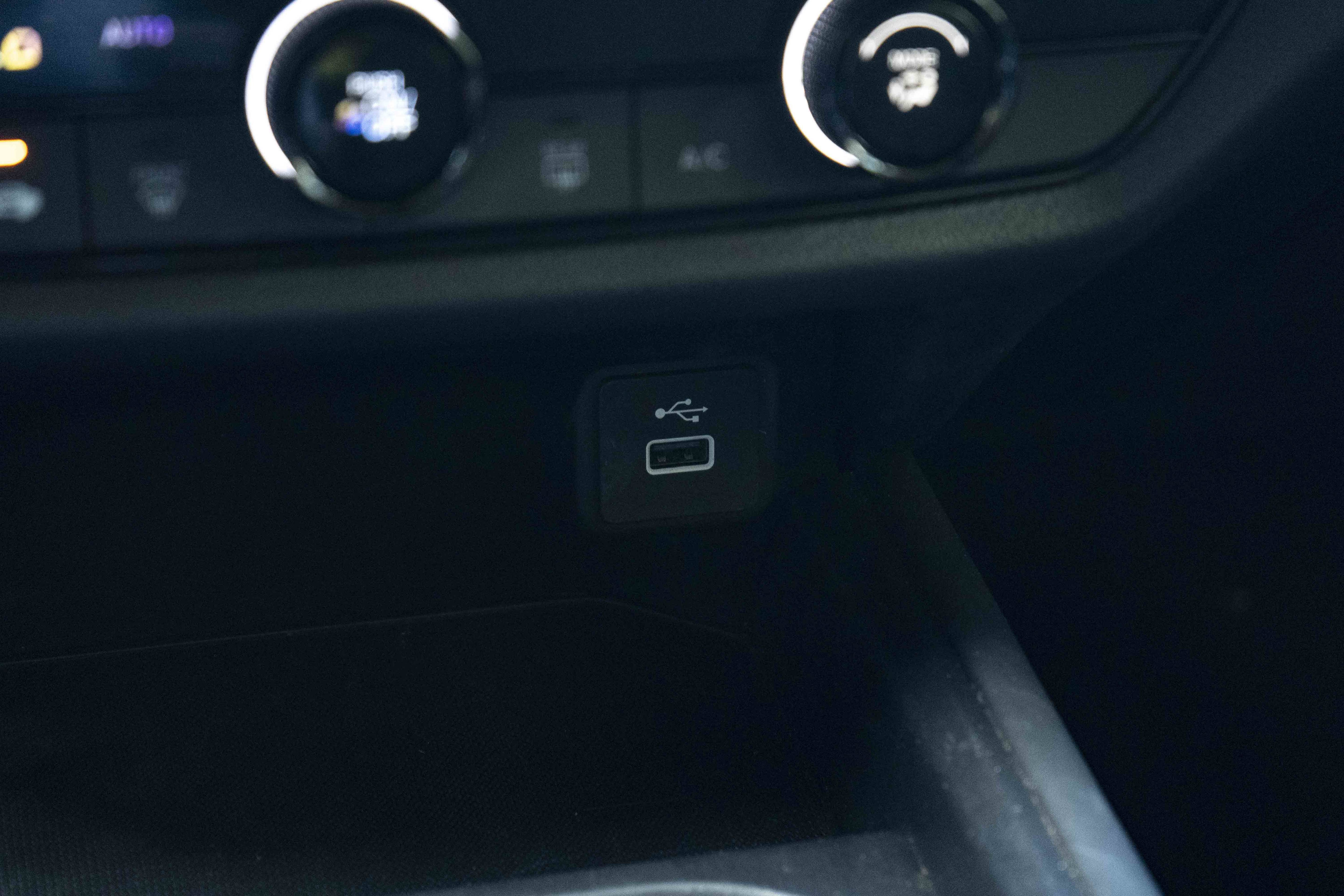 Certified 2024 Honda HR-V LX image 35