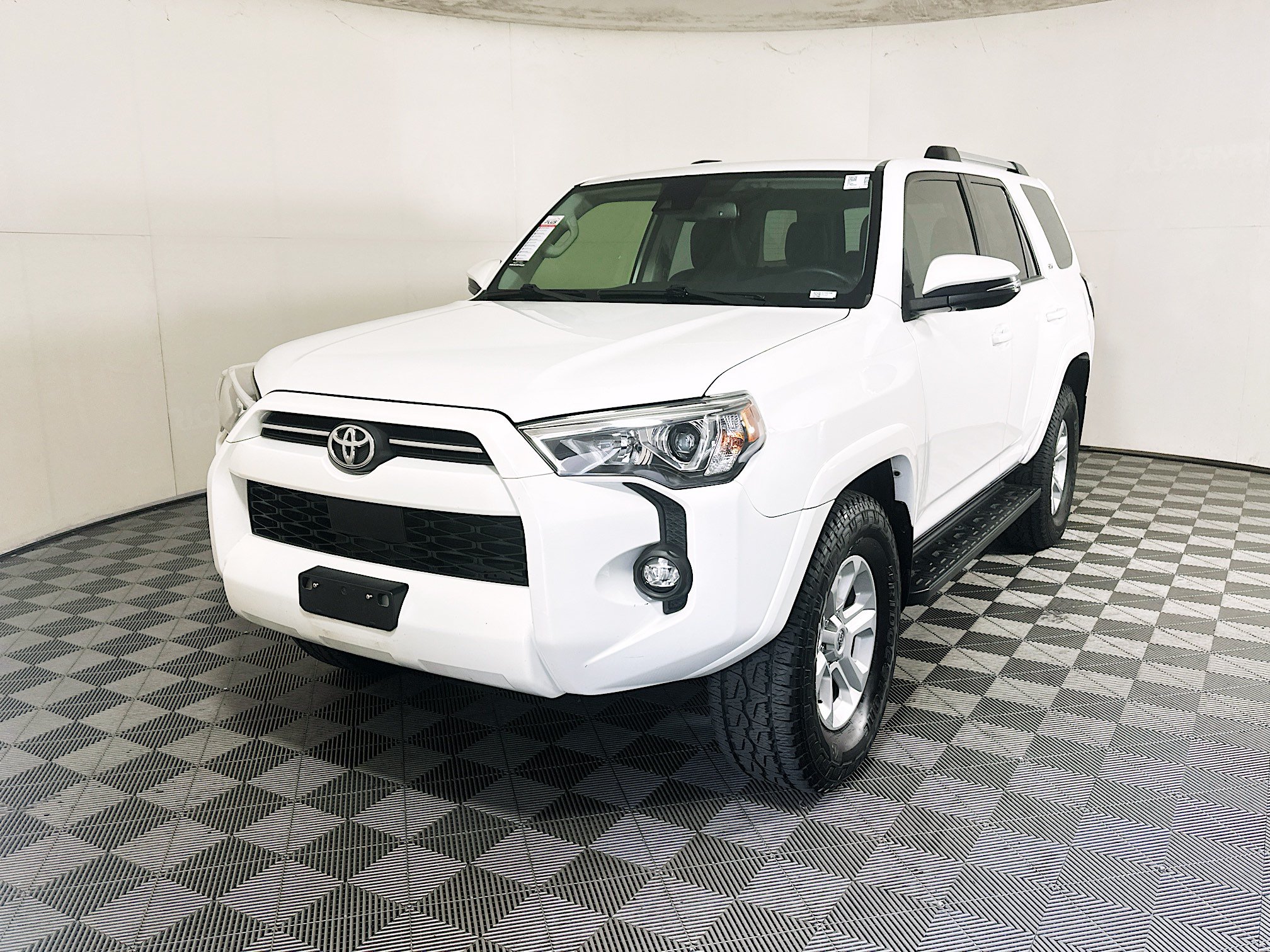 Used 2021 Toyota 4Runner SR5 Premium AWD/4WD image 7