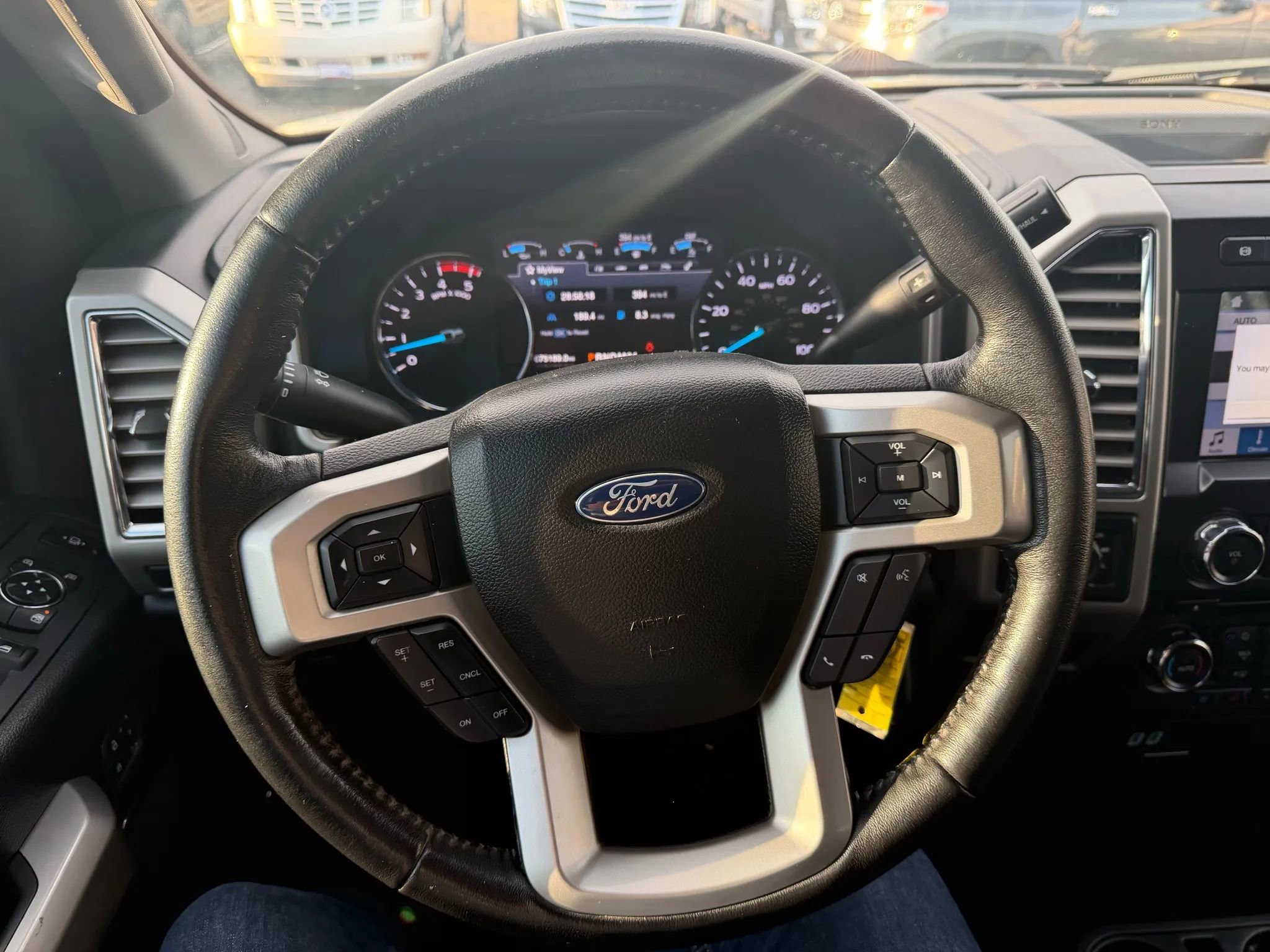 Used 2017 Ford F350 Lariat w/ Chrome Package image 11