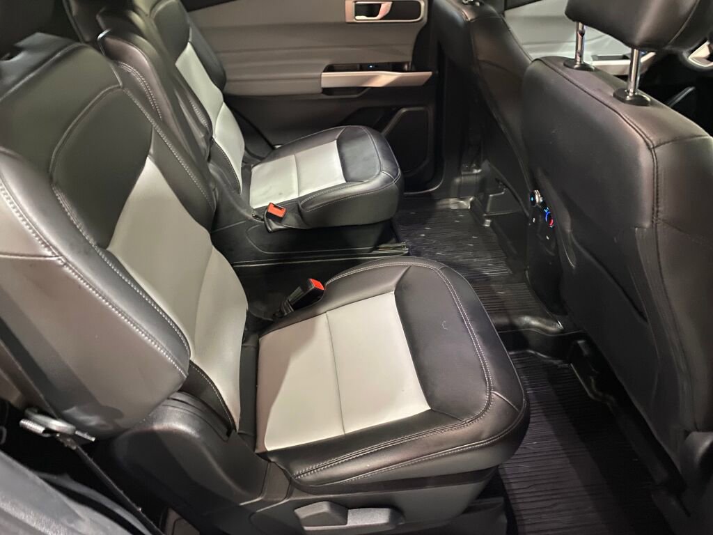 Used 2023 Ford Explorer XLT w/ Equipment Group 202A image 22