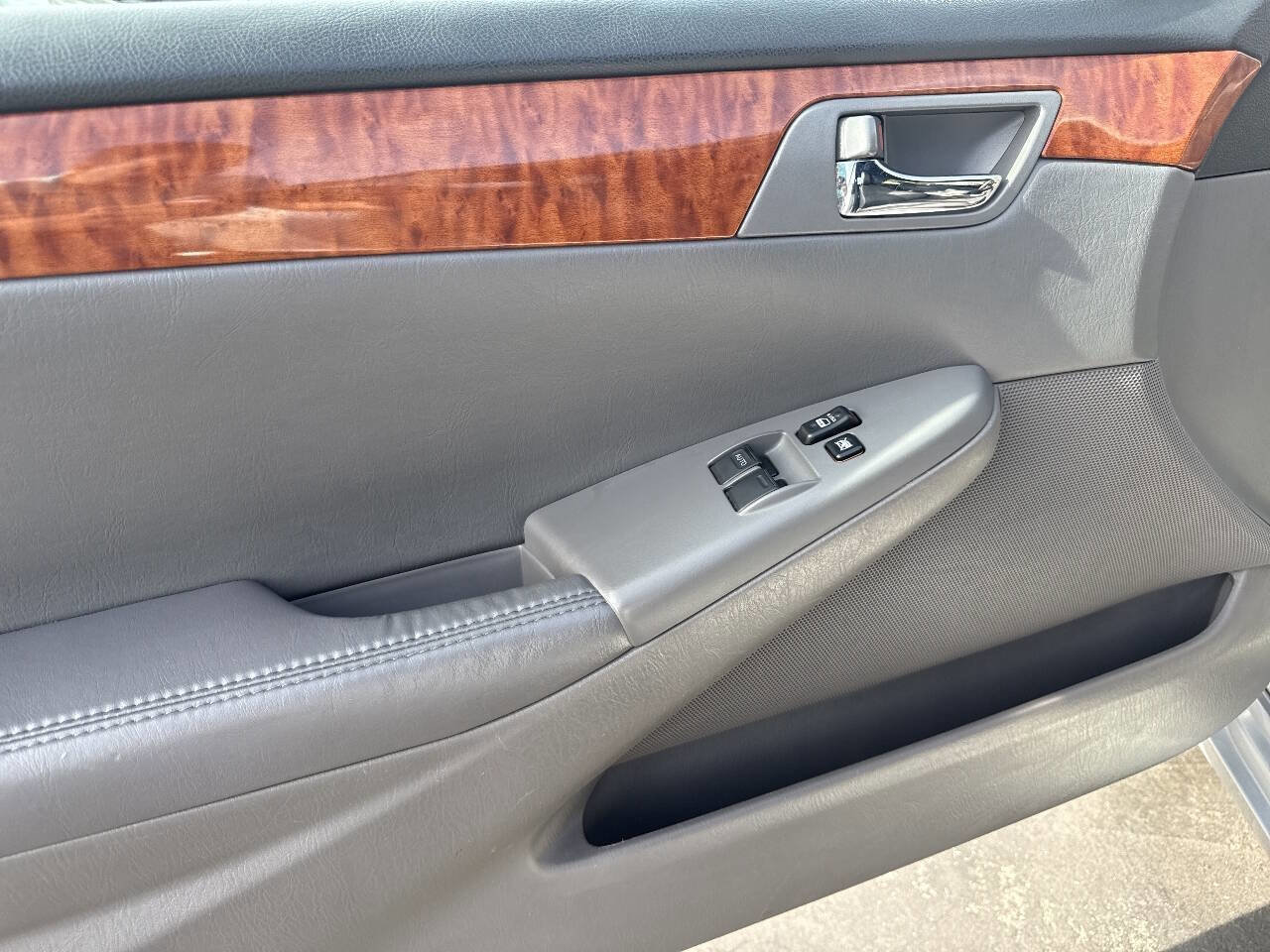 Used 2007 Toyota Solara SLE FWD image 23