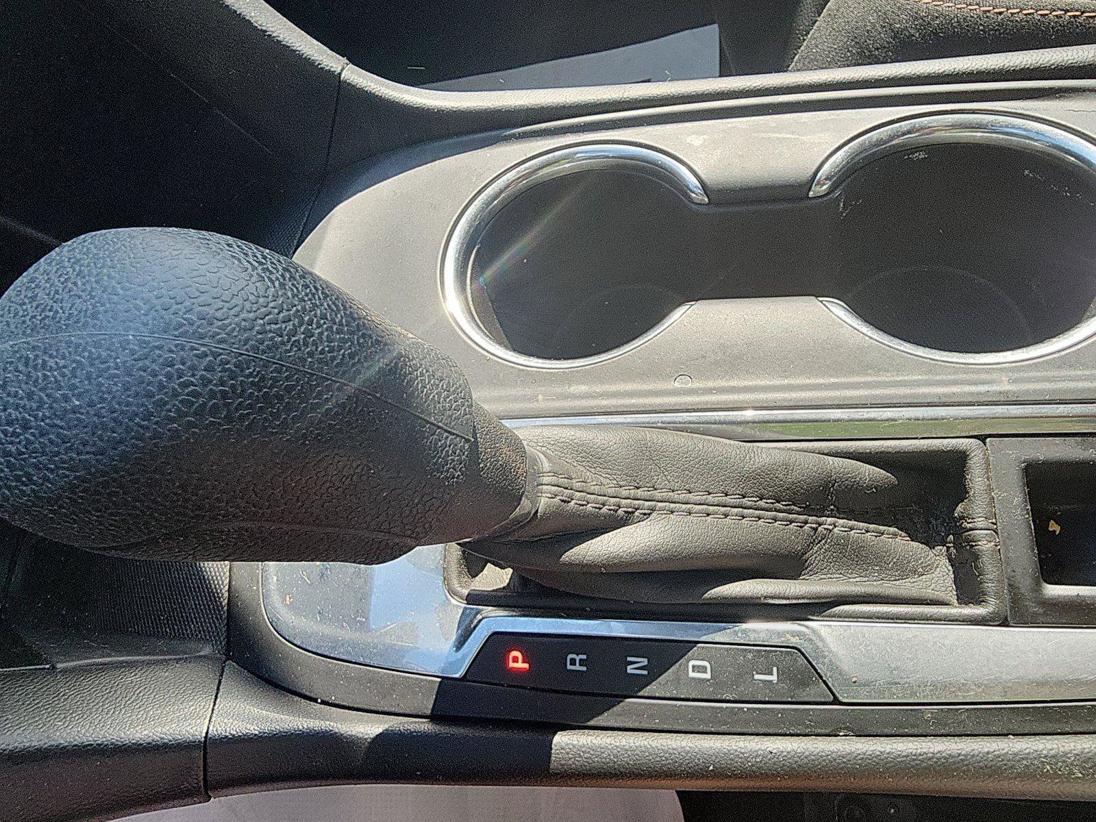 Used 2020 Chevrolet Equinox Premier image 16