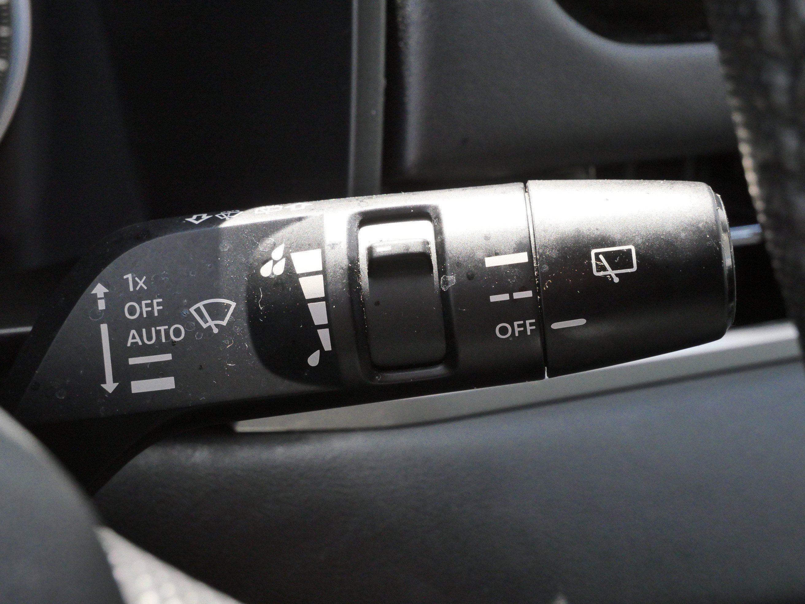 Used 2025 Mitsubishi Outlander SE AWD/4WD image 33