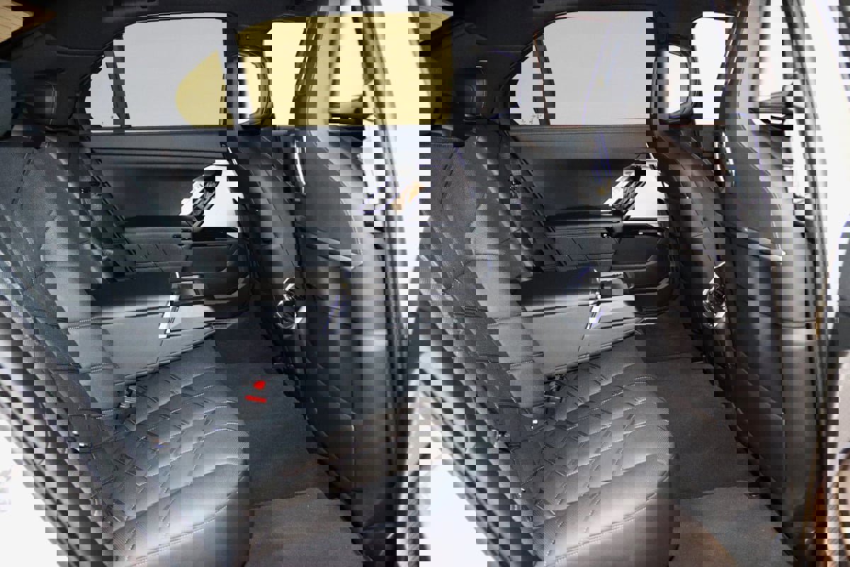 Used 2023 BMW 760i xDrive image 77