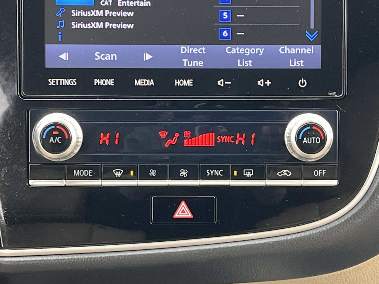 Used 2020 Mitsubishi Outlander GT image 17