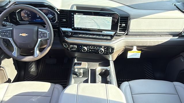 New 2026 Chevrolet Silverado 1500 LTZ w/ LTZ Premium Package AWD/4WD image 6