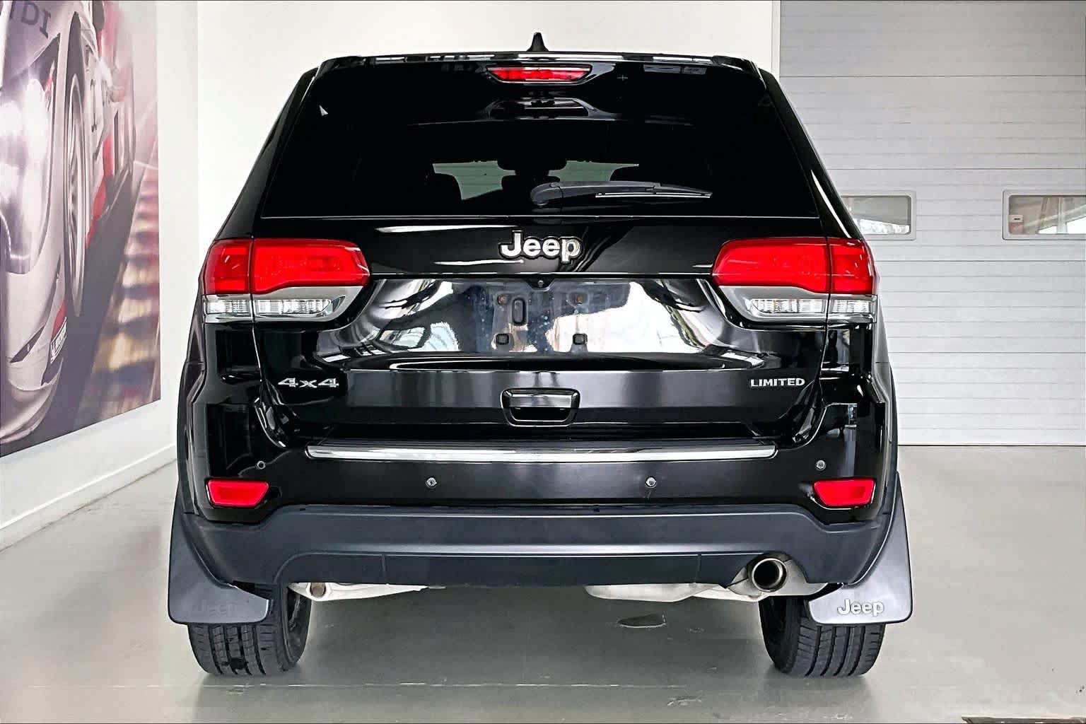 Used 2018 Jeep Grand Cherokee Limited AWD/4WD image 5