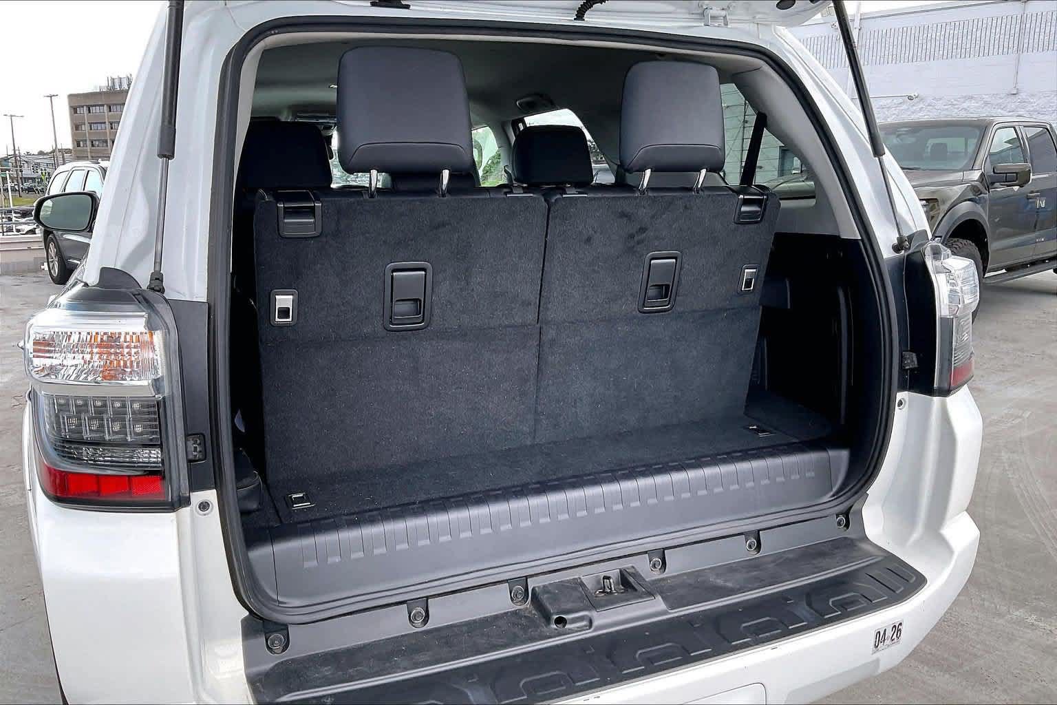 Used 2024 Toyota 4Runner SR5 Premium RWD image 18