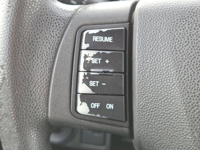 Used 2010 Ford Focus SE FWD image 9