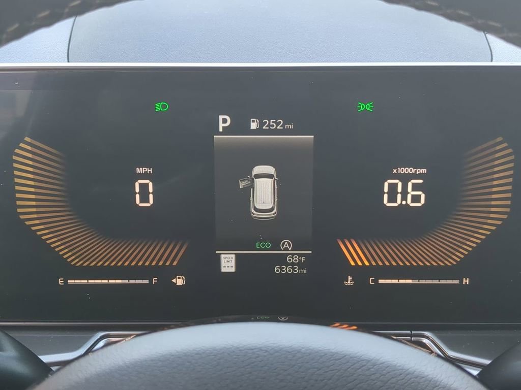 Used 2025 Kia Sorento S w/ Panoramic Sunroof Package image 27