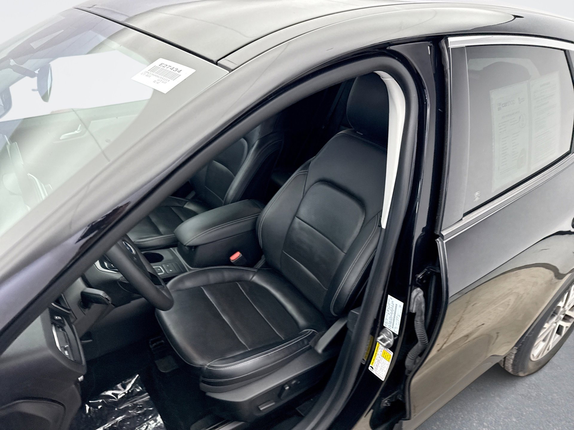 Used 2022 Ford Escape SEL w/ Technology Package image 11