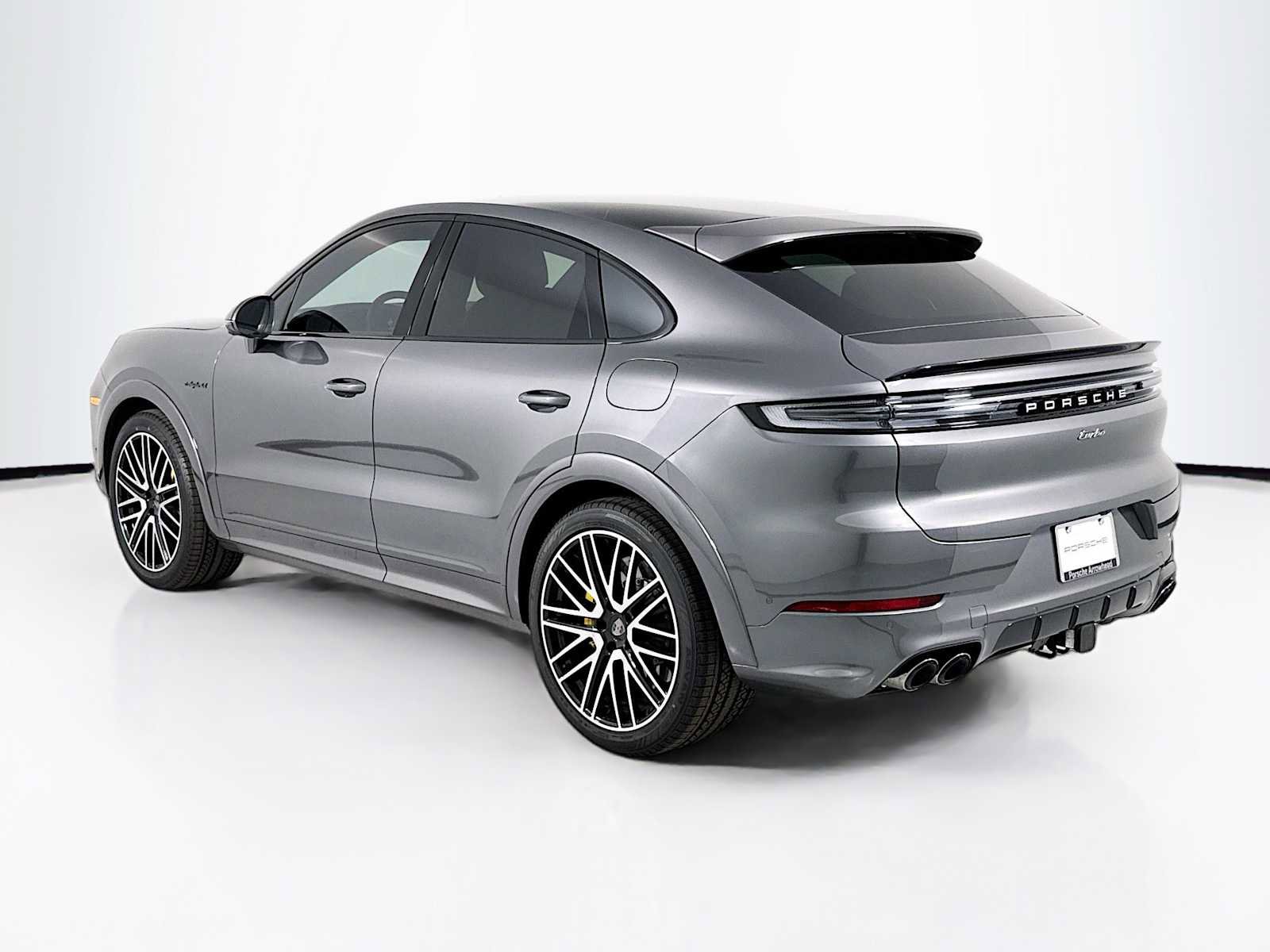 New 2025 Porsche Cayenne Turbo image 3