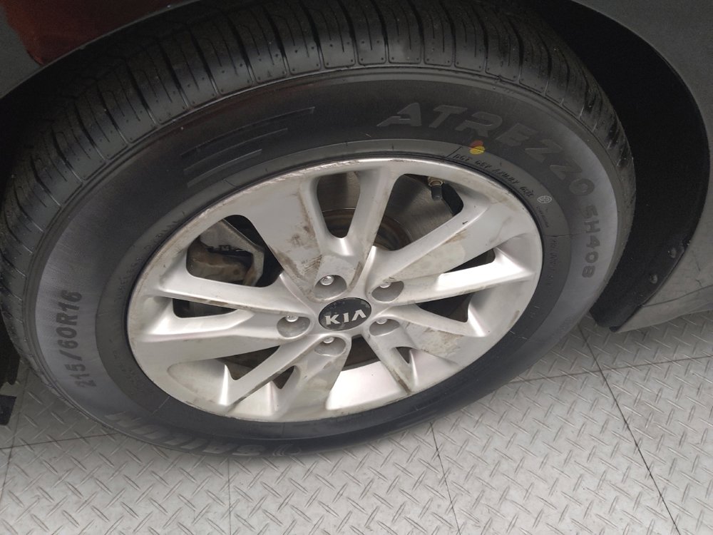 Used 2018 Kia Optima LX image 31