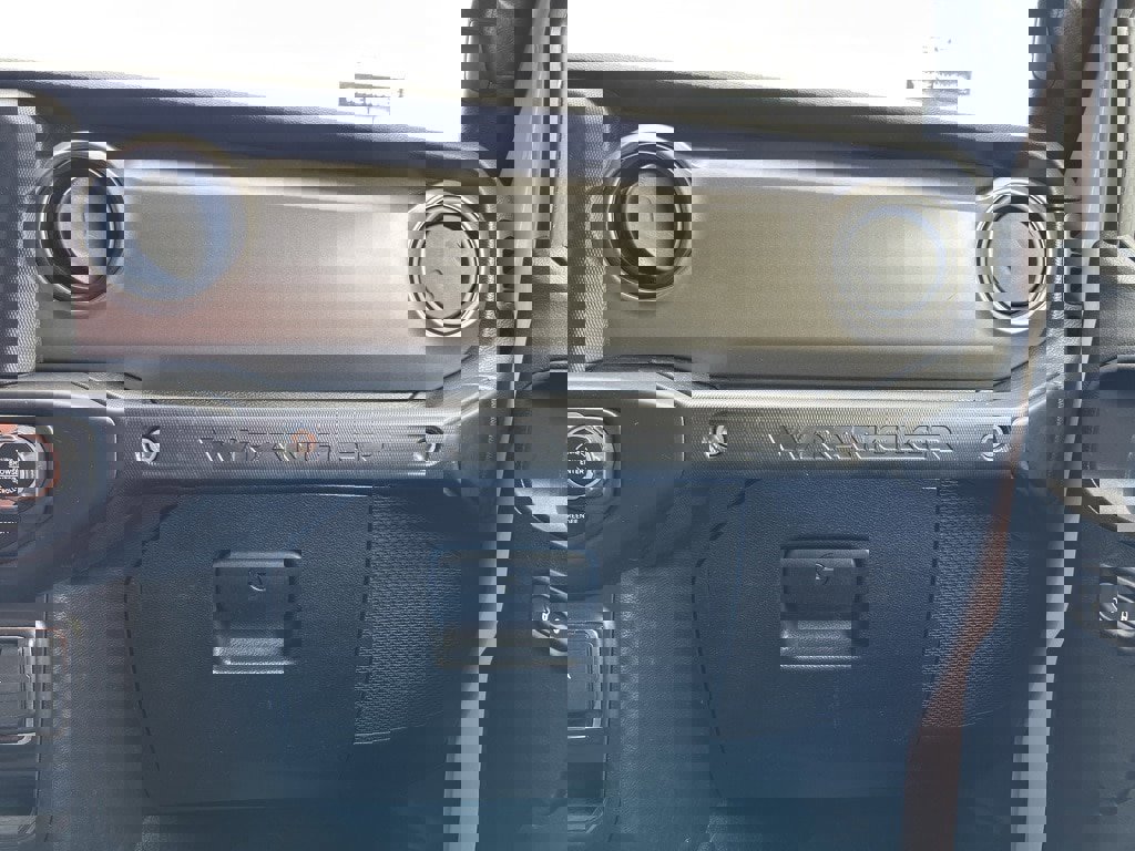 Used 2021 Jeep Wrangler Unlimited Sport image 26