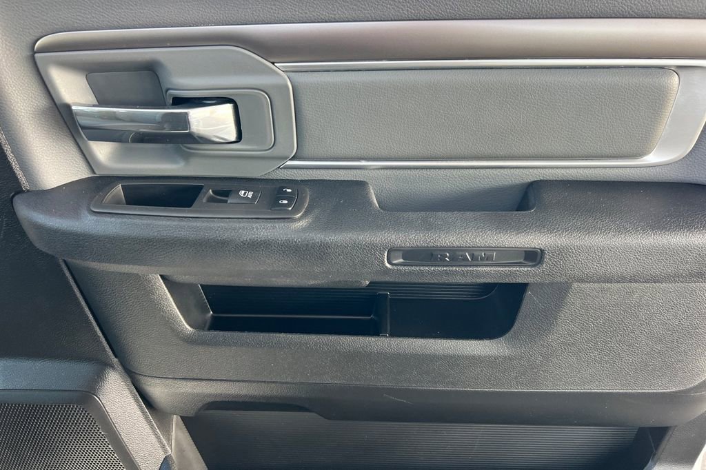 Used 2024 RAM 1500 Classic SLT image 25