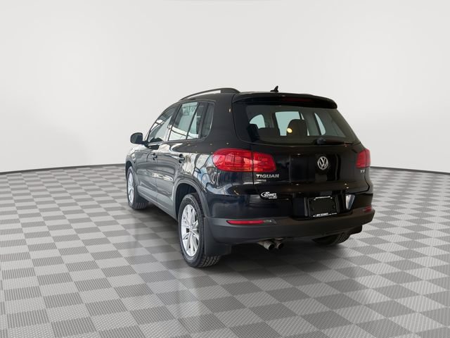 Used 2017 Volkswagen Tiguan Limited w/ Premium Package image 8
