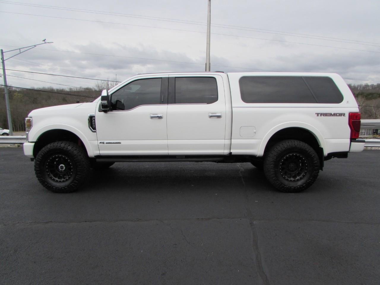Used 2022 Ford F250 Platinum w/ Tremor Off-Road Package image 4