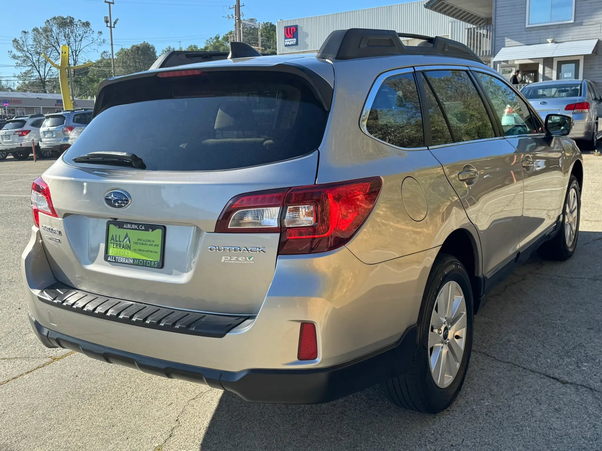 Used 2017 Subaru Outback 2.5i Premium image 7