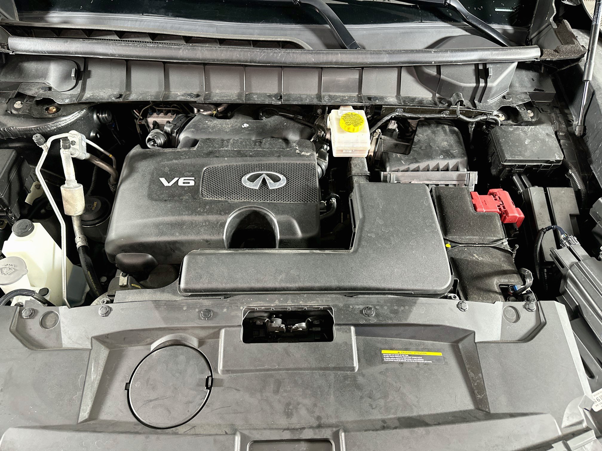 Used 2023 INFINITI QX60 Luxe w/ Performance Audio Package FWD image 37