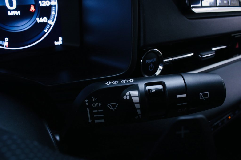 Used 2024 Mitsubishi Outlander ES image 9