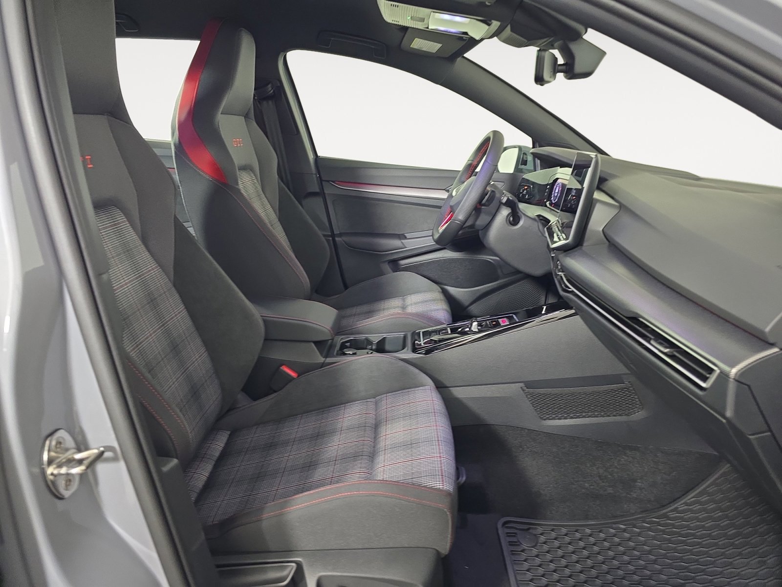 New 2026 Volkswagen Golf S FWD image 18
