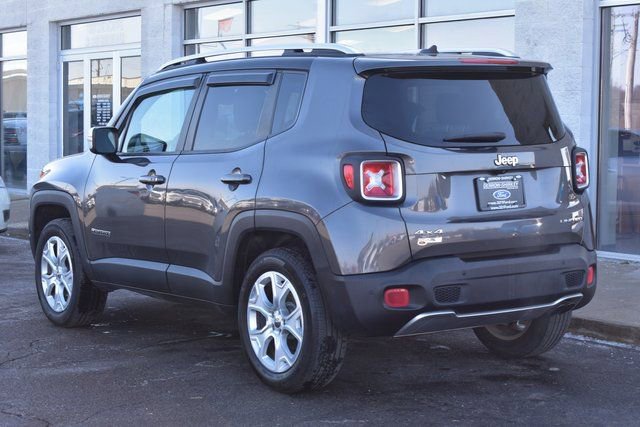 Used 2017 Jeep Renegade Limited image 4