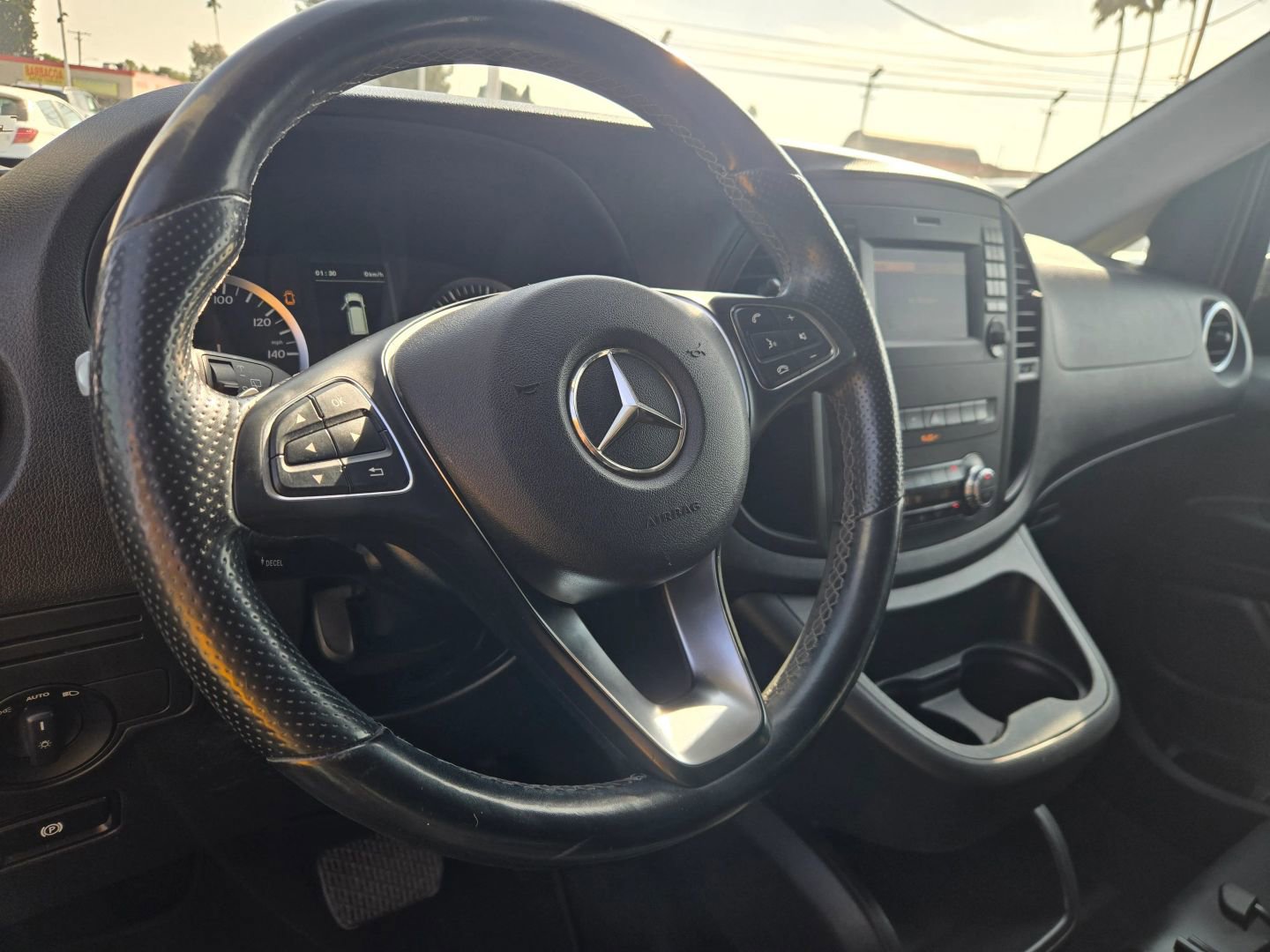 Used 2018 Mercedes-Benz Metris Passenger image 11